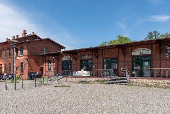 Bahnhof_Dallgow_tgd1431