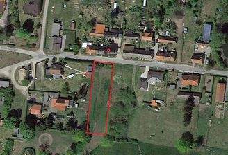 Luftbild Mittelhof Grundstück markiert (Quelle Google Maps)