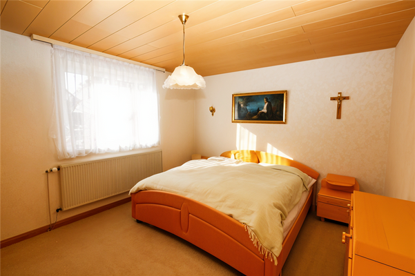 Schlafzimmer 4.png