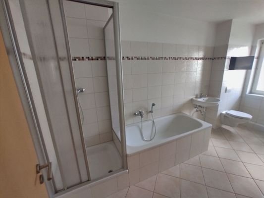 Wanne/Dusche