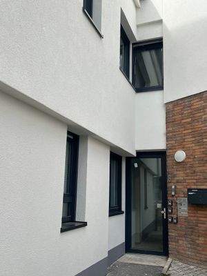 Rückansicht Haus mit Eingang