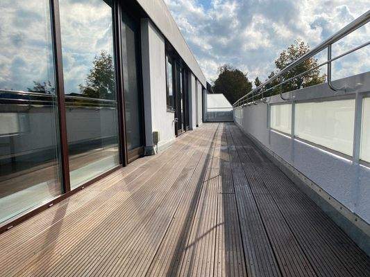 Penthouse-Terrasse 2.jpg