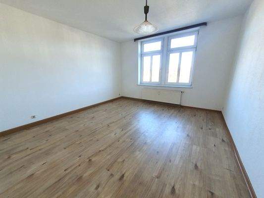 Wohnzimmer 2. OG links