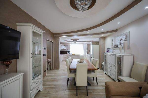 Wohn- und Essbereich