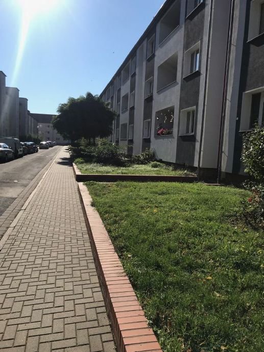 Freundliche 2-Zimmerwohnung in Fermersleben mit Blick auf den ruhigen Innenhof!