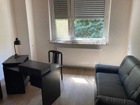 Büro/Kinderzimmer