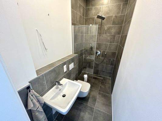 Bad mit Dusche