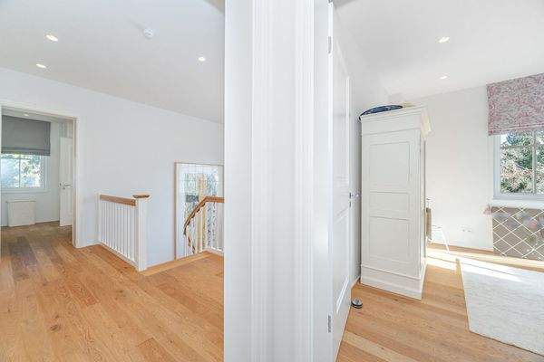 Blick von der Diele ins Kinderzimmer