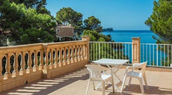 MG_7050-1740x960-c-center