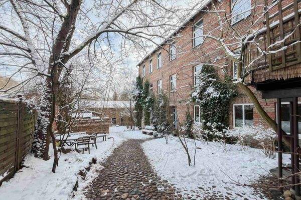 rückseitige Gebäudeansicht