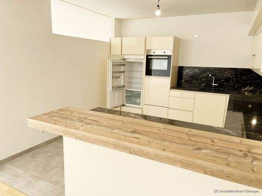 Offene Küche mit Theke