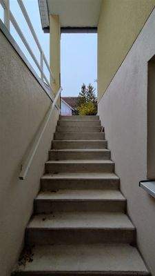 Kellerausgang/Garten