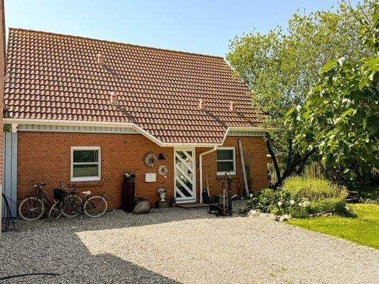 Blick vom Hof - Nr. 8a