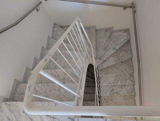 Treppenaufgang bzw. Abgang