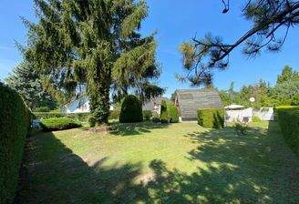 Traumgrundstück am Stadtrand 