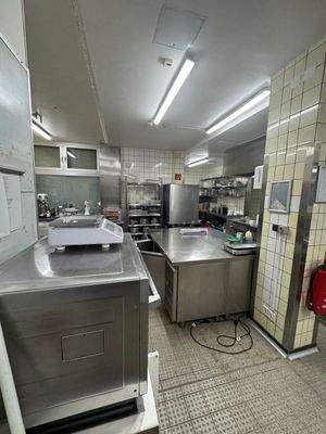 Küche Ansicht 4.jpg