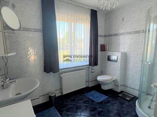 Tageslichtbad im Obergeschoss