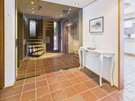 Eingangsbereich EG -1-