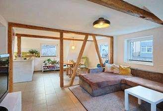 Wunderschön aufgeteilter Wohn- und Essbereich