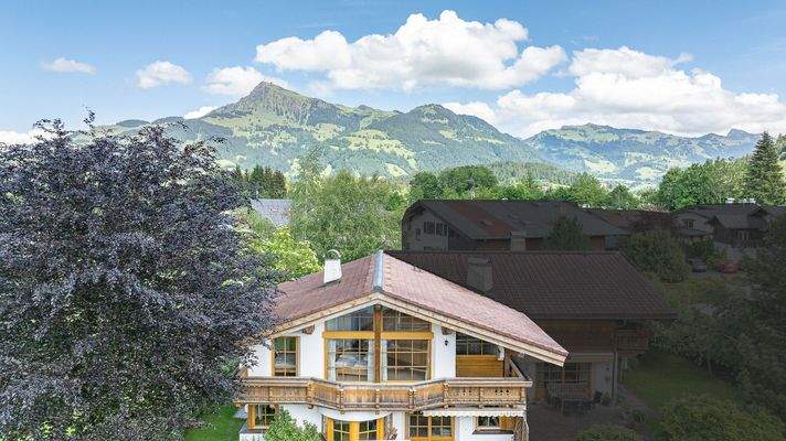 KITZIMMO-Gepflegtes Einfamilienhaus mit Kaiserblick kaufen - Immobilien Kitzbühel.
