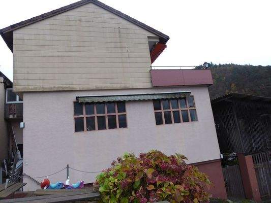 Weiterer Gebäudeteil