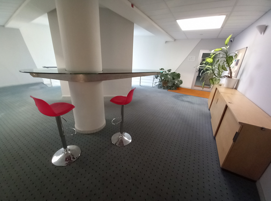 Flur 5.OG vor Aufzug