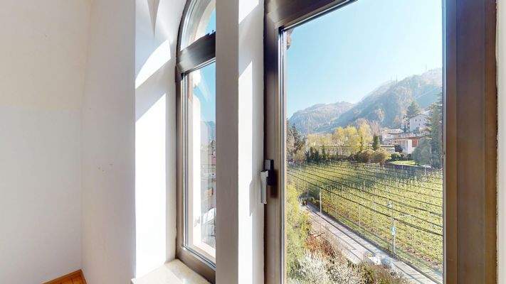 Lana-03212026_153537