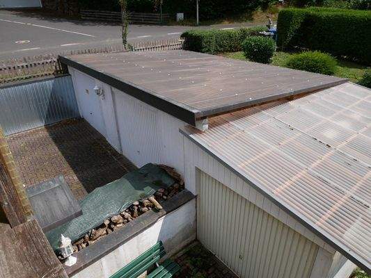 Garagen/Garage bzw. Holzlege