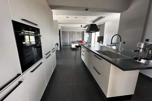 Kreta, Kolymvari: Moderne Luxusvilla mit atemberaubender Aussicht und privatem Pool zum Verkauf