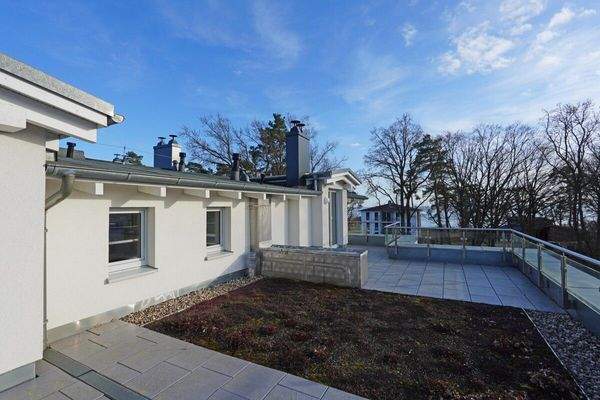 Dachterrasse / Wellnessbereich