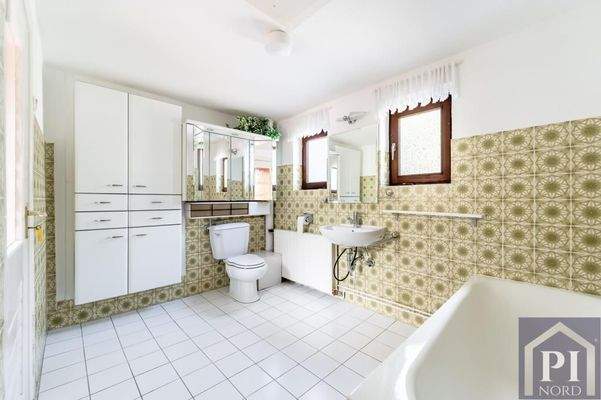 Vollbad im Erdgeschoss