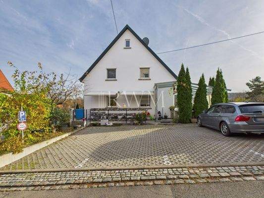 Stellplätze am Haus 