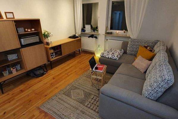 Wohnzimmer Wohnung hinterer Hauseingang