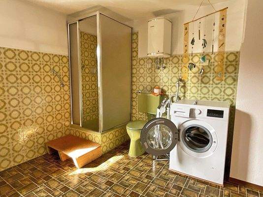 Badezimmer im Obergeschoss