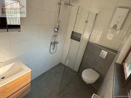 Badezimmer EG