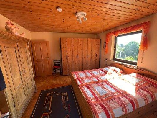 Schlafzimmer3 OG.jpg