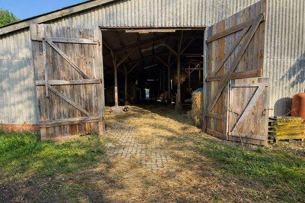 Eingang der Scheune hinten