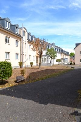 Innenhoff Wohnanlage.JPG