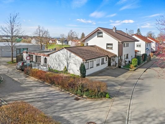 Wohn-und Geschäftshaus Außenansicht