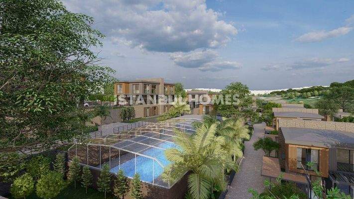 Luxurious Houses with Private Pools in Umraniye Istanbul