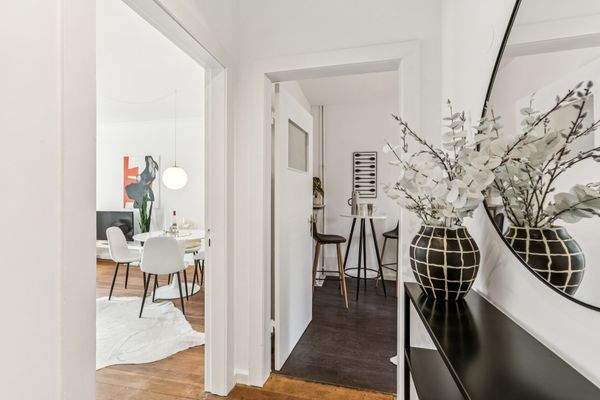 Eingangsbereich (Einrichtungsbeispiel)