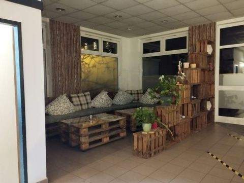 Zeitz Ladenlokale, Ladenflächen 