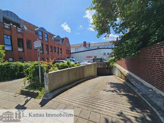 Zufahrt zu den Tiefgaragenstellplätzen