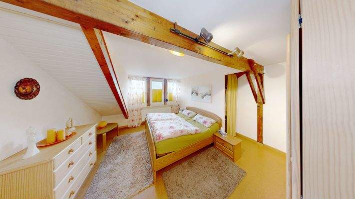 Schlafzimmer 1