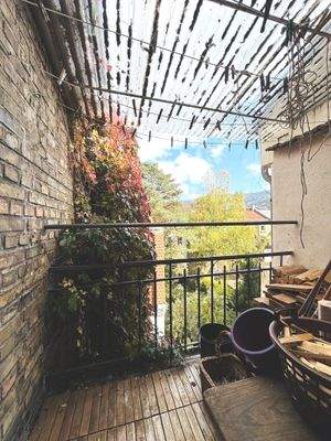 Balkon 1 (Ostausrichtung)