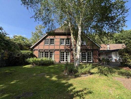 Hausansicht vom Garten