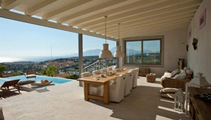 Kreta, Pitsidia: Makellose Villa mit herrlichem Meerblick und Infinity-Salzwasserpool