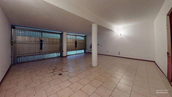 NA-072-10-Villetta-Bifamiliare-con-giardino-e-gara