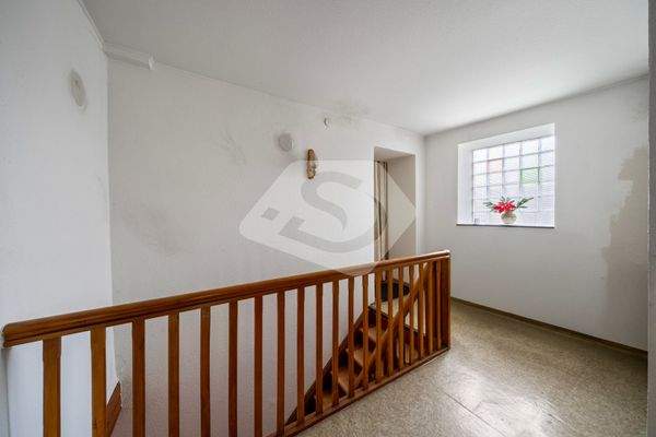 Entree Haushälfte 2