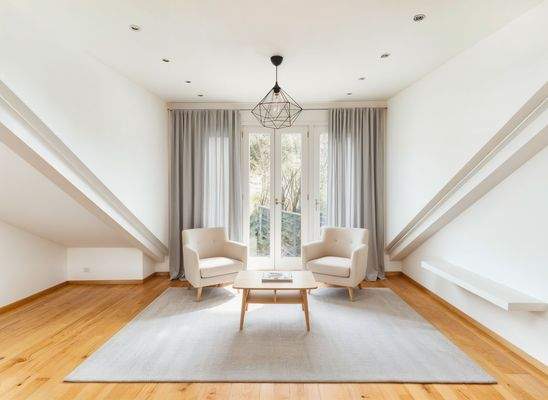 Zimmer (Teilung möglich) (KI)